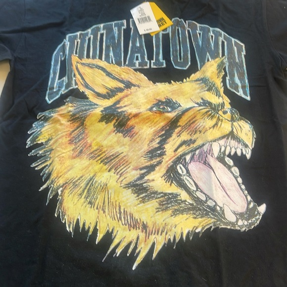 NWT CHINATOWN MARKET DOG PRINT COTTON TEE. M - Picture 3 of 7